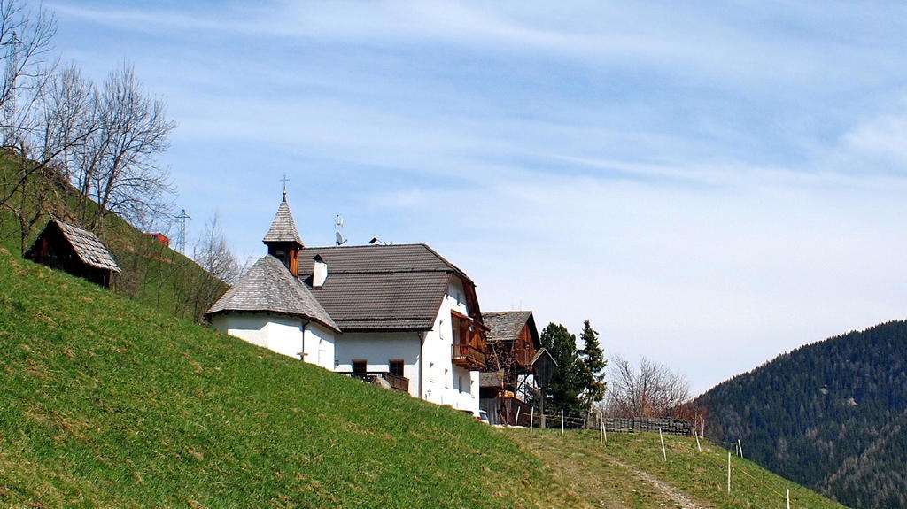Berggasthof Trattes Olang Exterior foto